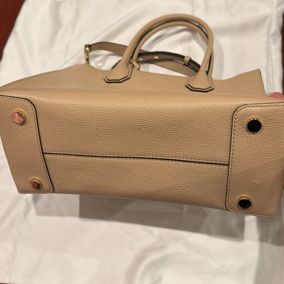 Michael Kors🎉host pick🎉🎈 NWOT large Mercer accordion tote bag - Picture 8 of 13